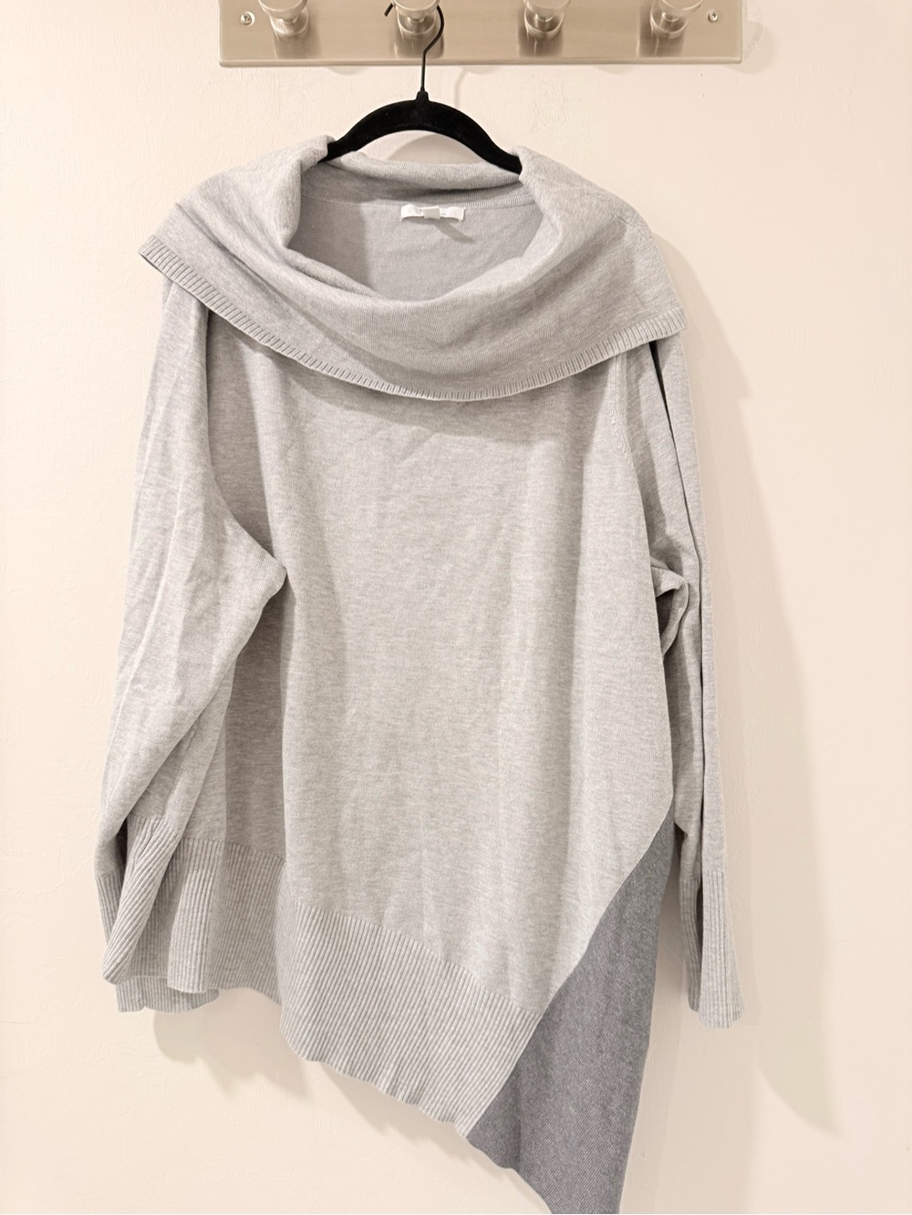 89th & Madison Women’s 3X Light Gray Asymmetrical Cowl Neck Sweater Plus Size